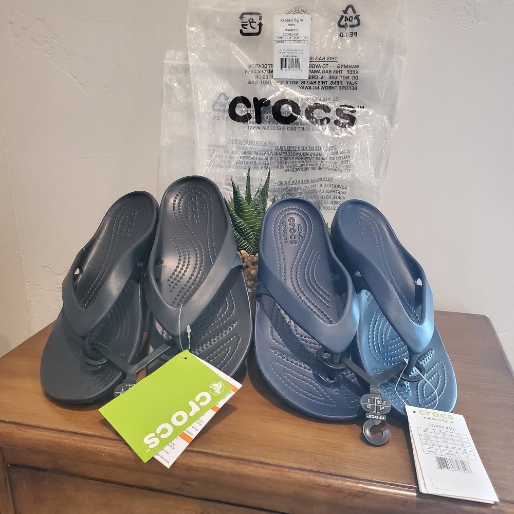 2- pair CROCS kaydee flip. Size 7 NEW
